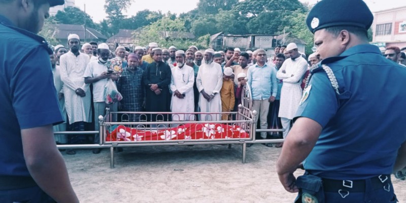 নন্দীগ্রামে মুক্তিযোদ্ধা মোসলেম উদ্দিনের ইন্তেকাল, রাষ্ট্রীয় মর্যাদায় দাফন সম্পন্ন নন্দীগ্রামে মুক্তিযোদ্ধা মোসলেম উদ্দিনের ইন্তেকাল, রাষ্ট্রীয় মর্যাদায় দাফন সম্পন্ন