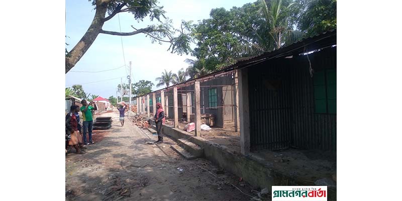 মাদারীপুরে দরপত্র ছাড়াই আশ্রয়ন প্রকল্পের বসতঘর ক্রয়ের অভিযোগ মাদারীপুরে দরপত্র ছাড়াই আশ্রয়ন প্রকল্পের বসতঘর ক্রয়ের অভিযোগ