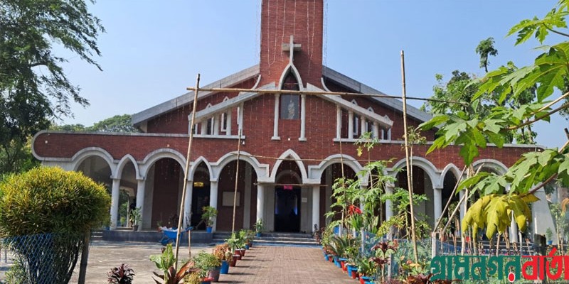 সিরাজদিখানে বড় দিনের শুলপুর খ্রীস্টান পল্লিতে চলছে সাজসজ্জার ব্যাপক প্রস্তুুতি সিরাজদিখানে বড় দিনের শুলপুর খ্রীস্টান পল্লিতে চলছে সাজসজ্জার ব্যাপক প্রস্তুুতি