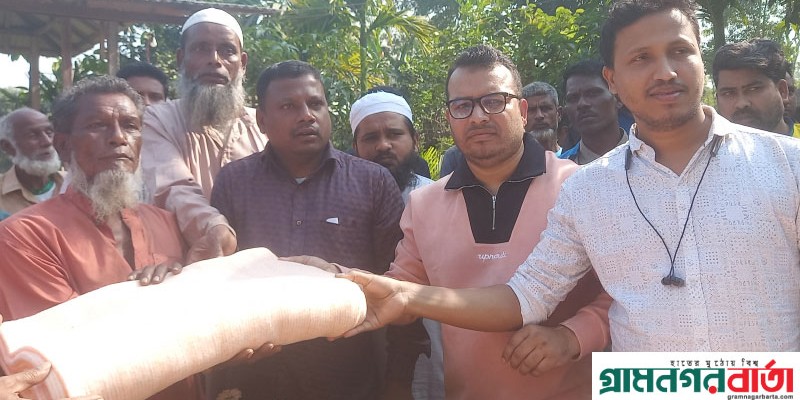 পঞ্চগড়ে শীতার্ত মানুষের মাঝে শীতবস্ত্র বিতরণ পঞ্চগড়ে শীতার্ত মানুষের মাঝে শীতবস্ত্র বিতরণ