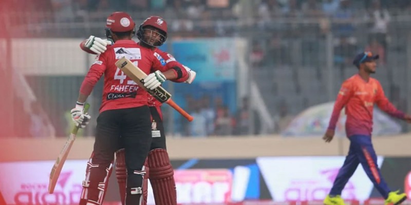মাহমুদউল্লাহ ও ফাহিমের ঝড়ে দুর্দান্ত জয় বরিশালের মাহমুদউল্লাহ ও ফাহিমের ঝড়ে দুর্দান্ত জয় বরিশালের