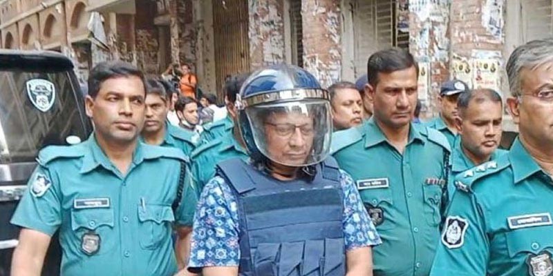 সাবেক আইজিপি আব্দুল্লাহ আল মামুন নতুন মামলায় গ্রেপ্তার সাবেক আইজিপি আব্দুল্লাহ আল মামুন নতুন মামলায় গ্রেপ্তার