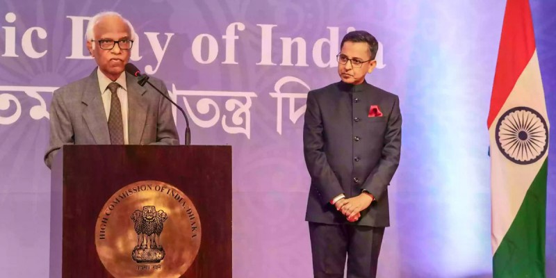 ঢাকা-দিল্লি সম্পর্ক পারস্পরিক নির্ভরশীলতা ও স্বার্থে এগিয়ে যাবে: প্রণয় ঢাকা-দিল্লি সম্পর্ক পারস্পরিক নির্ভরশীলতা ও স্বার্থে এগিয়ে যাবে: প্রণয়