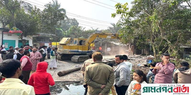 মাদারীপুরে পৌরসভার অবৈধভাবে খাল দখলে উদ্ধার অভিযান মাদারীপুরে পৌরসভার অবৈধভাবে খাল দখলে উদ্ধার অভিযান