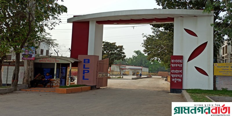 বাংলাবান্ধা ইমিগ্রেশন দিয়ে লোক যাতায়াত প্রায় শূণ্যে বাংলাবান্ধা ইমিগ্রেশন দিয়ে লোক যাতায়াত প্রায় শূণ্যে