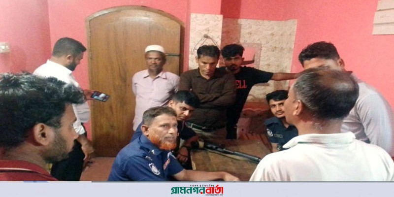 নকল বিড়ি-সিগারেটসহ অবৈধ সিন্ডিকেট চক্রের ১ সদস্য আটক নকল বিড়ি-সিগারেটসহ অবৈধ সিন্ডিকেট চক্রের ১ সদস্য আটক