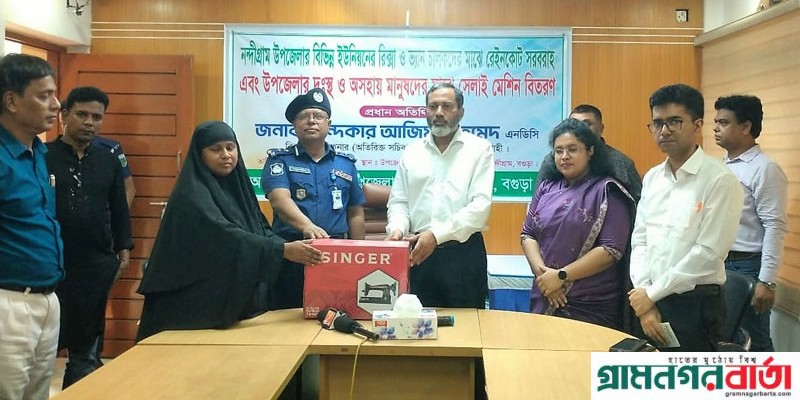 বিভাগীয় কমিশনার আজিম আহমেদের নন্দীগ্রাম পরির্দশন বিভাগীয় কমিশনার আজিম আহমেদের নন্দীগ্রাম পরির্দশন