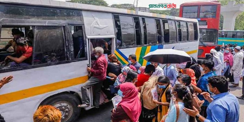 ঢাকার সড়কে সকালে গণপরিবহন কম, অফিসগামী মানুষের ভোগান্তি ঢাকার সড়কে সকালে গণপরিবহন কম, অফিসগামী মানুষের ভোগান্তি