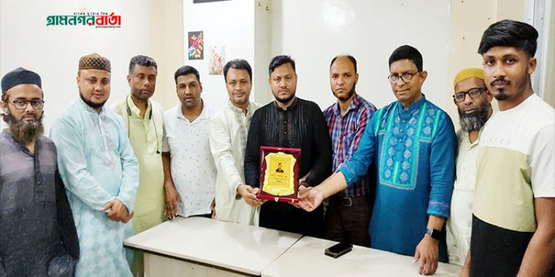 সিলেটে স্বর্নালী সাহিত্য পর্ষদ কুয়েত শাখার সভাপতি ও চ্যানেল থ্রি এর কুয়েত প্রতিনিধি লিটন আমিন সংবর্ধিত সিলেটে স্বর্নালী সাহিত্য পর্ষদ কুয়েত শাখার সভাপতি ও চ্যানেল থ্রি এর কুয়েত প্রতিনিধি লিটন আমিন সংবর্ধিত