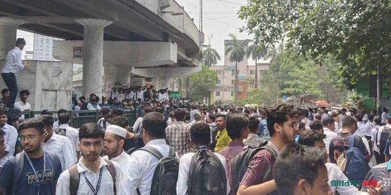 শিক্ষা উপদেষ্টার সঙ্গে বৈঠকে পলিটেকনিক শিক্ষার্থীরা শিক্ষা উপদেষ্টার সঙ্গে বৈঠকে পলিটেকনিক শিক্ষার্থীরা