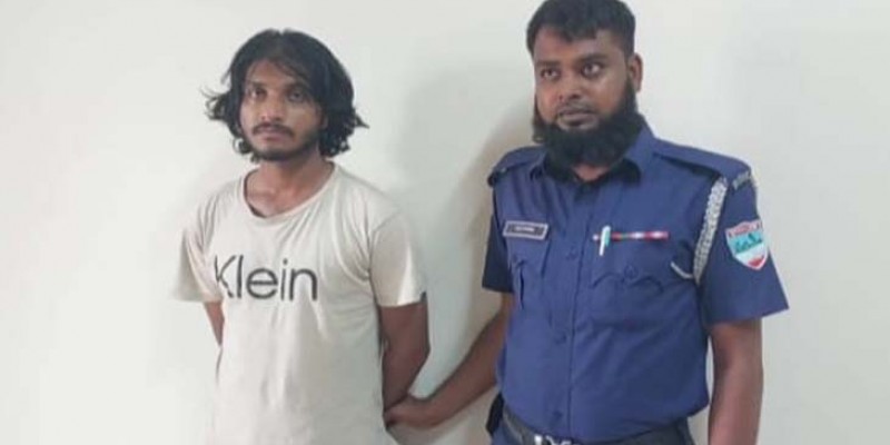 ধর্ষণের ভিডিও করে ব্ল্যাকমেইল, লোকলজ্জায় স্কুলছাত্রীর আত্মহত্যা; মূলহোতা গ্রেপ্তার ধর্ষণের ভিডিও করে ব্ল্যাকমেইল, লোকলজ্জায় স্কুলছাত্রীর আত্মহত্যা; মূলহোতা গ্রেপ্তার