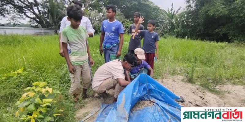 টঙ্গীবাড়ীতে কবর খুঁড়ে ১৪টি কঙ্কাল চুরি টঙ্গীবাড়ীতে কবর খুঁড়ে ১৪টি কঙ্কাল চুরি