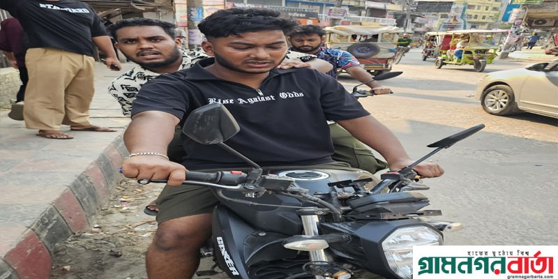 নারী হয়রানি’র সংবাদ প্রকাশ করায় মুন্সিগঞ্জ প্রেসক্লাবে ঢুকে সাংবাদিকদের হুমকি নারী হয়রানি’র সংবাদ প্রকাশ করায় মুন্সিগঞ্জ প্রেসক্লাবে ঢুকে সাংবাদিকদের হুমকি 
