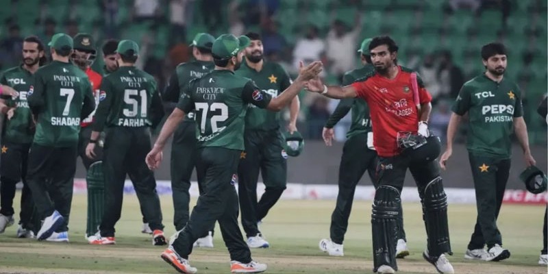 এক ম্যাচ বাকি থাকতেই বাংলাদেশের বিপক্ষে সিরিজ জিতে নিল পাকিস্তান এক ম্যাচ বাকি থাকতেই বাংলাদেশের বিপক্ষে সিরিজ জিতে নিল পাকিস্তান