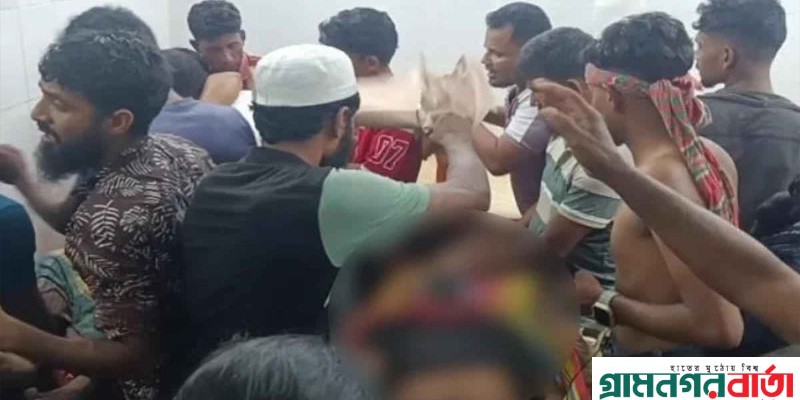মোল্লাহাটে একই বংশের দু’গ্রুপের সংঘর্ষে নিহত এক, আহত অর্ধশতাধিক মোল্লাহাটে একই বংশের দু’গ্রুপের সংঘর্ষে নিহত এক, আহত অর্ধশতাধিক