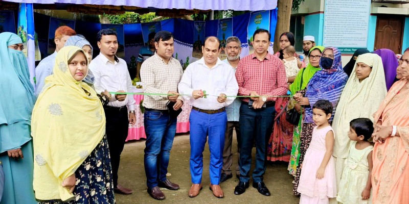 শিবগঞ্জে জাতীয় ফল মেলার উদ্বোধন শিবগঞ্জে জাতীয় ফল মেলার উদ্বোধন