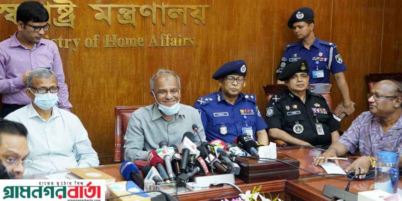 আসিফের অস্ত্র ইস্যু 'একটি ভুল', লাইসেন্সের ব্যাপারে আমার জানা নেই: স্বরাষ্ট্র উপদেষ্টা আসিফের অস্ত্র ইস্যু 'একটি ভুল', লাইসেন্সের ব্যাপারে আমার জানা নেই: স্বরাষ্ট্র উপদেষ্টা