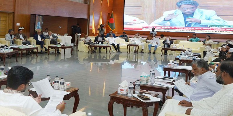 জরুরি অবস্থা ঘোষণার জন্য মন্ত্রিসভার অনুমোদন লাগবে, একমত রাজনৈতিক দলগুলো