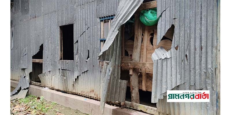 মাদারীপুরে দুর্গম চরে বোমা হামলা