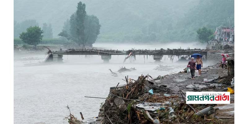 বন্যায় সম্পূর্ণ বিধ্বস্ত বেইজিং