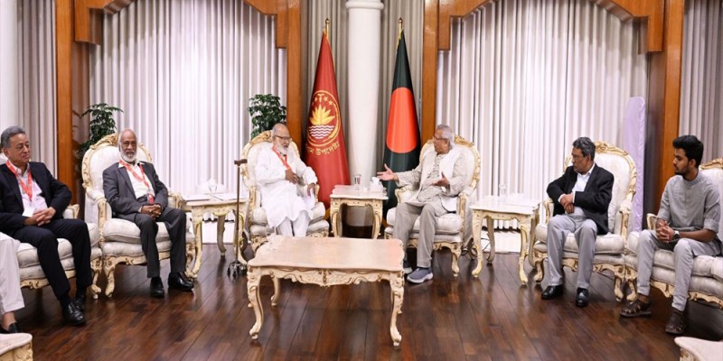 অন্তর্বর্তী সরকারের এক্সিট প্ল্যান, না বিএনপির ‘বিস্কুট দৌড়’?