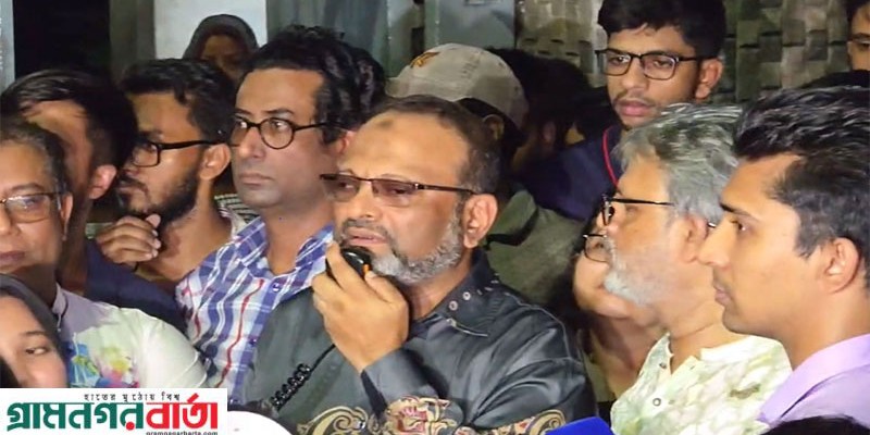 ঢাবি উপাচার্য বললেন, 'হলে ছাত্ররাজনীতি নিষিদ্ধ করা হলো'