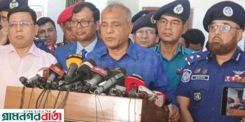 নিবার্চনে সেনাবাহিনীর পাশাপাশি নৌ ও বিমানবাহিনীকে কাজে লাগাব: স্বরাষ্ট্র উপদেষ্টা নিবার্চনে সেনাবাহিনীর পাশাপাশি নৌ ও বিমানবাহিনীকে কাজে লাগাব: স্বরাষ্ট্র উপদেষ্টা