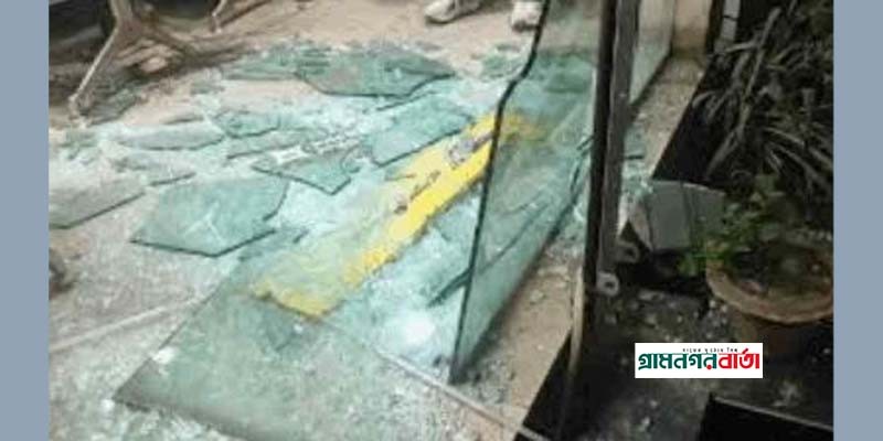 তুচ্ছ ঘটনায় মালিবাগ সোহাগ পরিবহন কাউন্টারে হামলা-ভাঙচুর