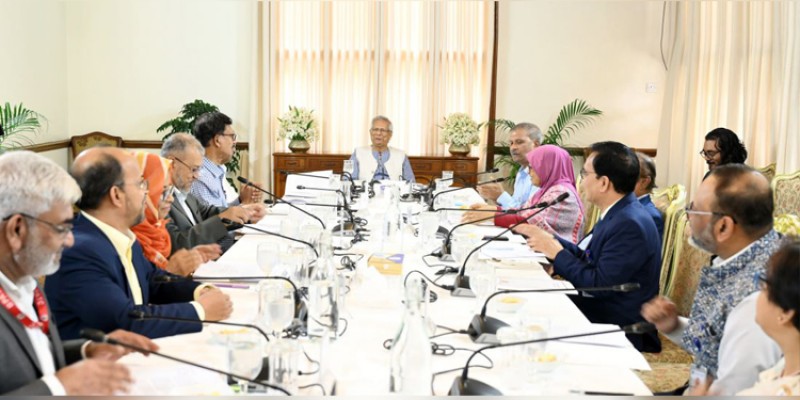 ক্যাডার কর্মকর্তাদের বুনিয়াদি প্রশিক্ষণ ৪ মাস, বয়সসীমা বাড়ল ক্যাডার কর্মকর্তাদের বুনিয়াদি প্রশিক্ষণ ৪ মাস, বয়সসীমা বাড়ল