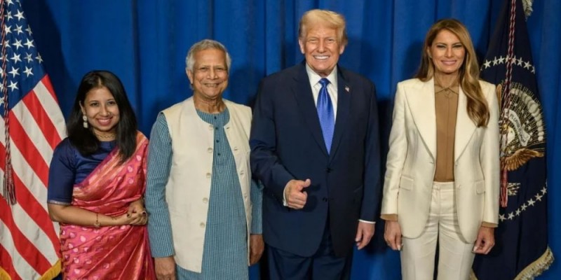 ট্রাম্প দম্পতির সঙ্গে অধ্যাপক ইউনূস ও তার মেয়ের ছবি প্রকাশ ট্রাম্প দম্পতির সঙ্গে অধ্যাপক ইউনূস ও তার মেয়ের ছবি প্রকাশ