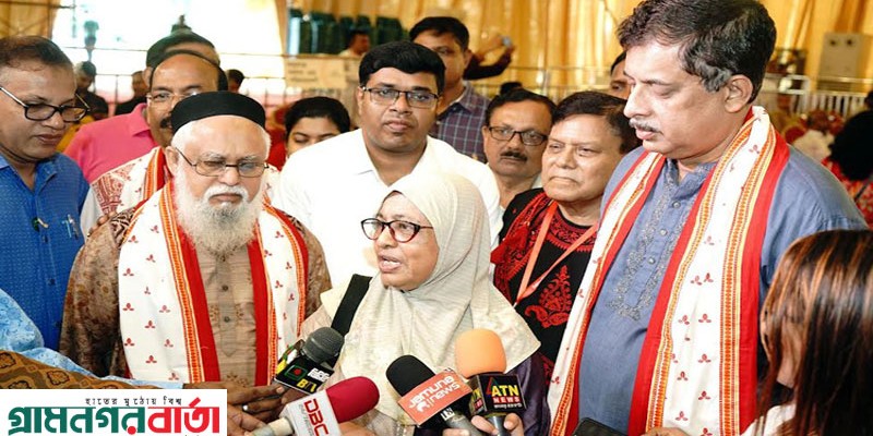 বাংলাদেশের সাম্প্রদায়িক সম্প্রীতি কেউ কোনোদিন নষ্ট করতে পারবে না: স্বাস্থ্য উপদেষ্টা বাংলাদেশের সাম্প্রদায়িক সম্প্রীতি কেউ কোনোদিন নষ্ট করতে পারবে না: স্বাস্থ্য উপদেষ্টা
