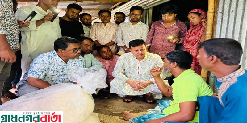 নন্দীগ্রামে পা হারানো রফিকুল এবং ক্যান্সারে আক্রান্ত রোগীদের পাশে মোশারফ হোসেন নন্দীগ্রামে পা হারানো রফিকুল এবং ক্যান্সারে আক্রান্ত রোগীদের পাশে মোশারফ হোসেন