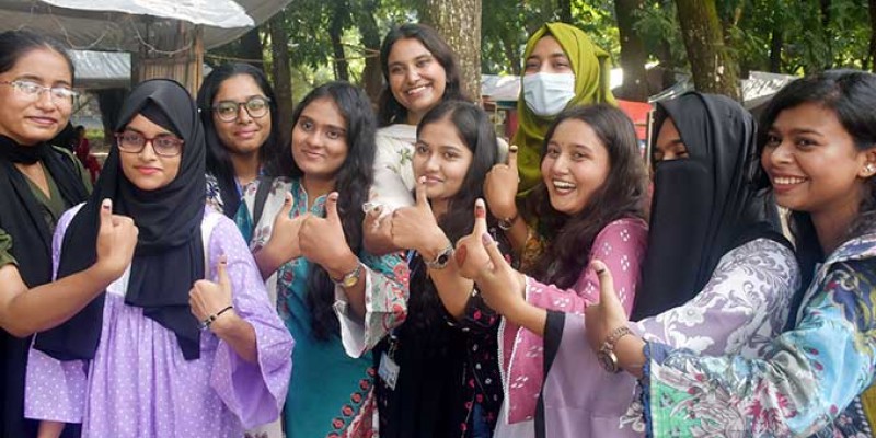 রাকসুর নির্বাচনে ভিপি ও এজিএসে শিবিরের জয়,জিএস পদে আধিপত্যবিরোধী ঐক্যের জয় রাকসুর নির্বাচনে ভিপি ও এজিএসে শিবিরের জয়,জিএস পদে আধিপত্যবিরোধী ঐক্যের জয়
