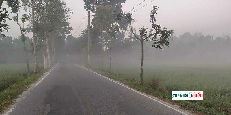 নীলফামারীতে ঘন কুয়াশা, সকালে যানবাহন চলছে হেডলাইট জ্বালিয়ে নীলফামারীতে ঘন কুয়াশা, সকালে যানবাহন চলছে হেডলাইট জ্বালিয়ে