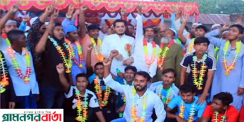 নন্দীগ্রামে জামায়াতে যোগ দিলেন বিএনপির অর্ধশতাধিক নেতাকর্মী নন্দীগ্রামে জামায়াতে যোগ দিলেন বিএনপির অর্ধশতাধিক নেতাকর্মী