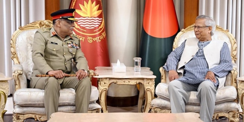 প্রধান উপদেষ্টার সঙ্গে পাকিস্তানের যৌথ বাহিনীর চেয়ারম্যানের সৌজন্য সাক্ষাৎ