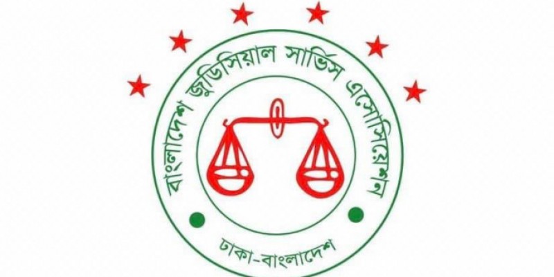 বিচারকদের দুই দাবি না মানলে রোববার থেকে কলমবিরতি