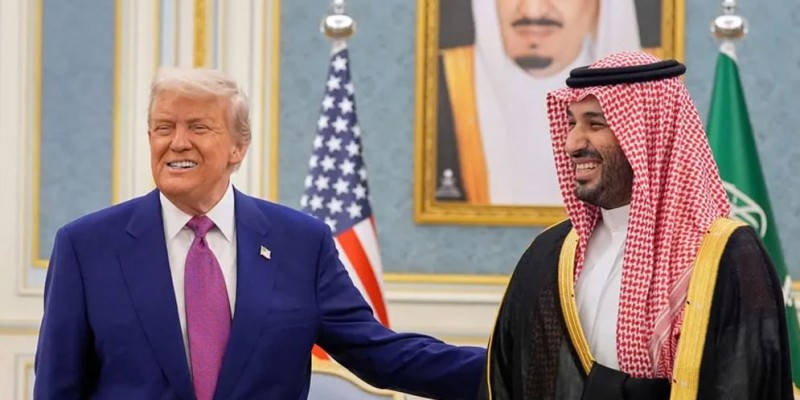 সৌদি আরবের সঙ্গে এফ-৩৫ যুদ্ধবিমান বিক্রয় চুক্তি বিবেচনা করছেন ট্রাম্প