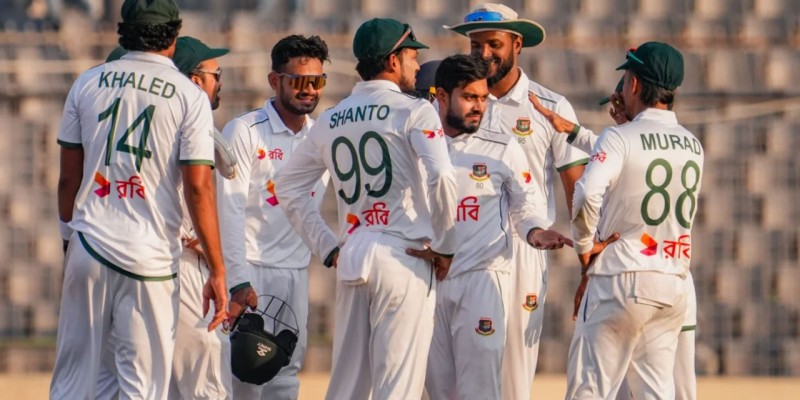 ব্যাটে-বলে দাপট বাংলাদেশের, ফলো অনের শঙ্কায় আইরিশরা