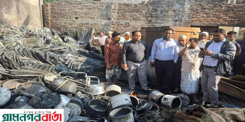 ত্রিশালে ভয়াবহ আগুনে গুদাম ও চার পরিবারের ঘরবাড়ি ছাই