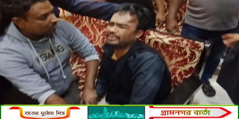 শিক্ষার্থীকে ধর্ষণ চেষ্টার অভিযোগে মুন্সীগঞ্জে শিক্ষককে গণপিটুনি ও থানায় অভিযোগ