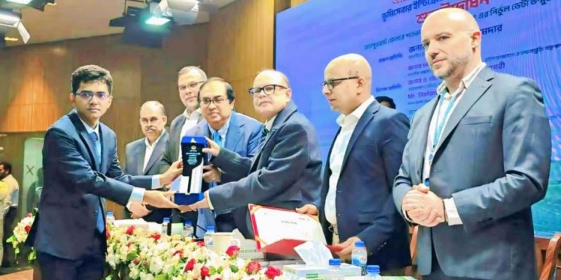 রাজশাহী বিভাগের শ্রেষ্ঠ এসিল্যান্ড রোহান সরকার