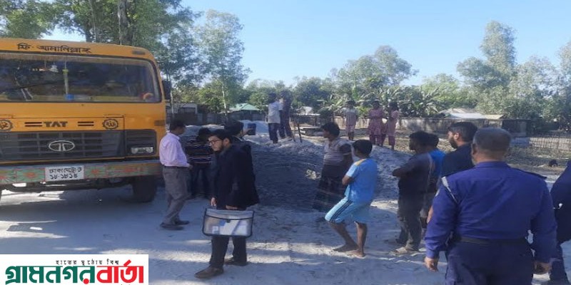 তেঁতুলিয়ায় সড়কের উপর নির্মাণ সামগ্রী সংরক্ষণের দায়ে দুই ব্যবসায়ী ও ট্রাক চালককে জরিমানা