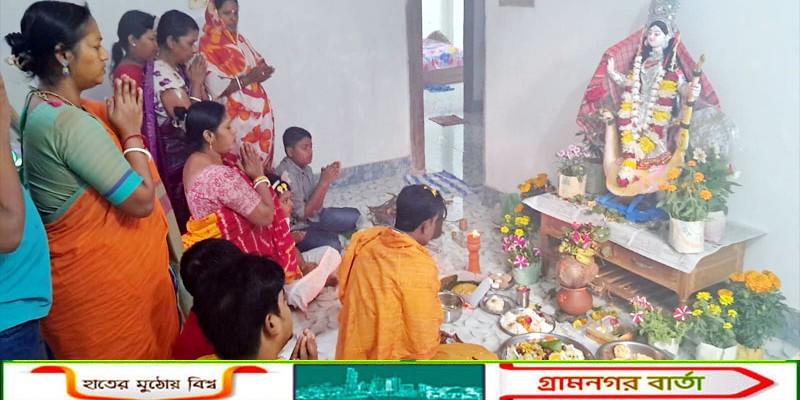 সিরাজদিখানে অনুষ্ঠিত হল জ্ঞান, বিদ্যা, সঙ্গীতের দেবী সরস্বতী পূজা