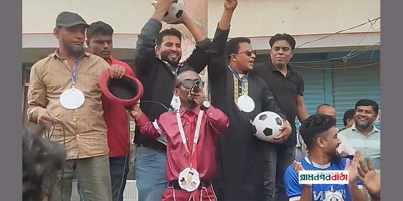 মুন্সীগঞ্জে স্বতন্ত্র প্রার্থীর ব্যতিক্রমী প্রচারণা