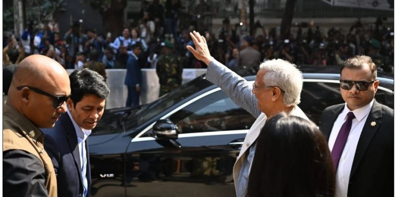 ভোট দিয়ে ‘ঈদ মোবারক’ জানালেন প্রধান উপদেষ্টা, বললেন—আজ নতুন বাংলাদেশের জন্মদিন