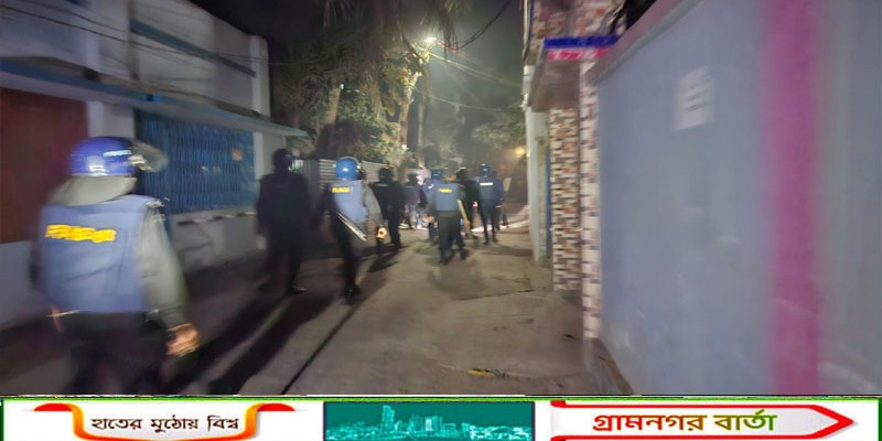 মাদারীপুরে ফের ককটেল বিস্ফোরণ ও সংঘর্ষ: ঘণ্টাব্যাপী তাণ্ডবে শহরজুড়ে আতঙ্ক