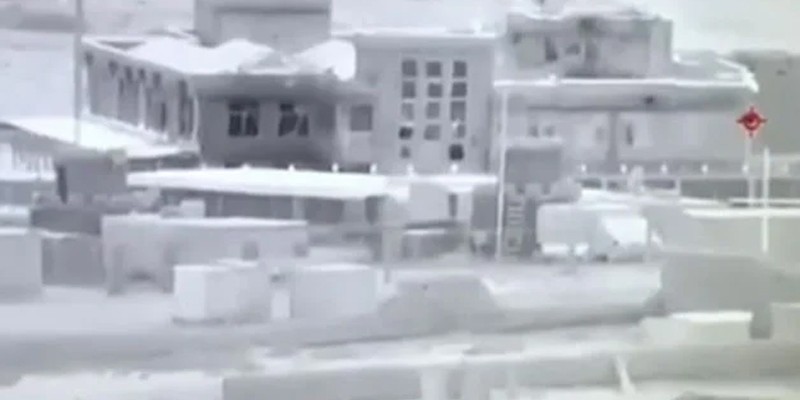 পাক-আফগানিস্তান সীমান্তে তীব্র সংঘর্ষে: ১৩৩ তালেবান সদস্য নিহত