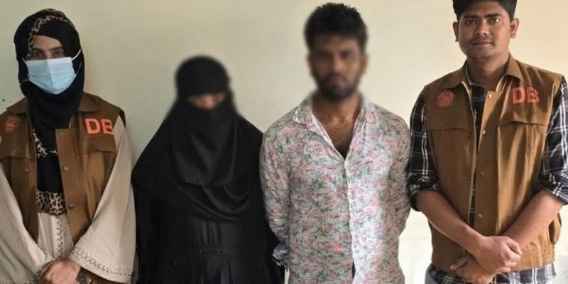 মুন্সীগঞ্জে ডিবি পুলিশের অভিযানে ৩০০ পিস ইয়াবাসহ দু'জন গ্রেফতার