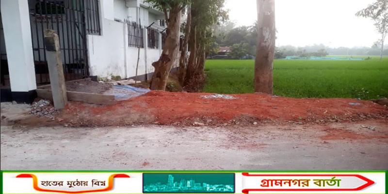 আদমদীঘিতে সরকারি সম্পত্তি জবর দখল করে রাস্তা নির্মাণ